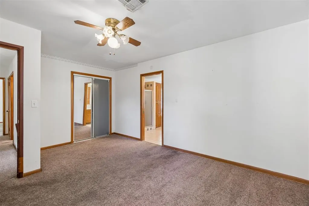 Photo 12 — 1115 W Brooks Street, Norman, OK 73069