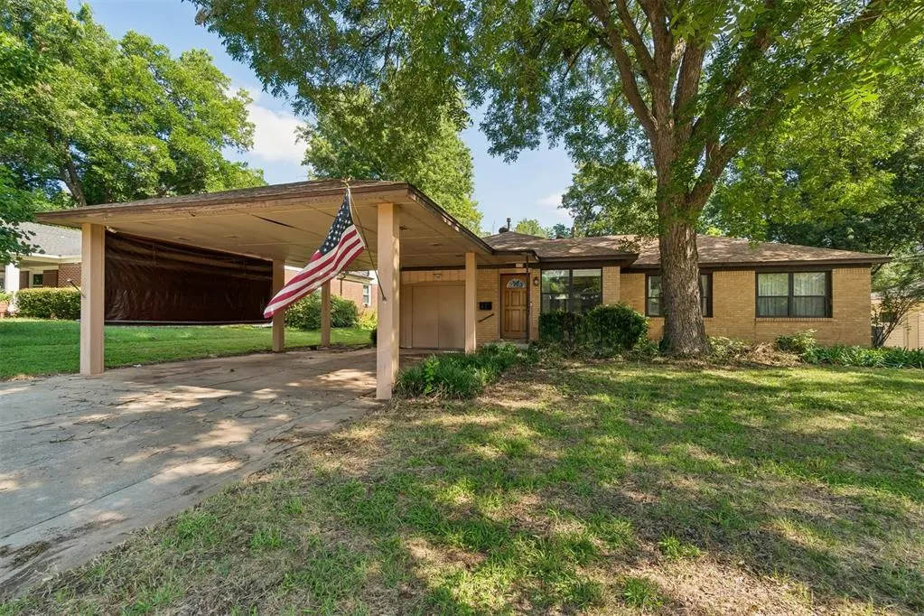 Photo 25 — 1115 W Brooks Street, Norman, OK 73069