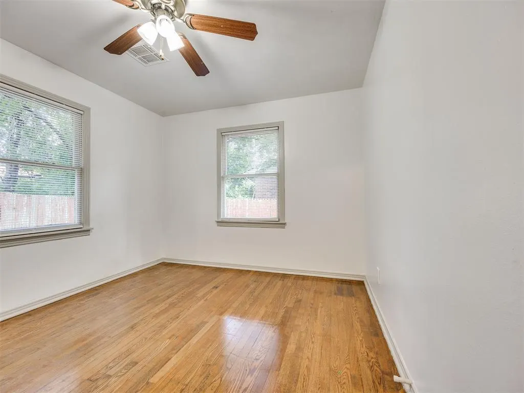 Photo 16 — 1817 Oxford Way, Oklahoma City, OK 73120