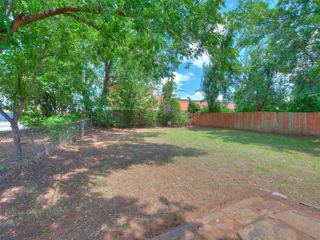 Photo 23 — 1817 Oxford Way, Oklahoma City, OK 73120