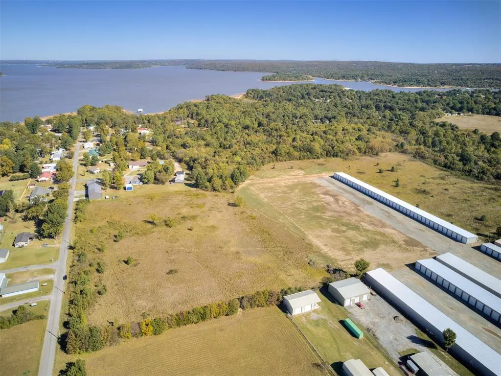 Photo 2 — 3 Hamilton Road, Eufaula, OK 74432