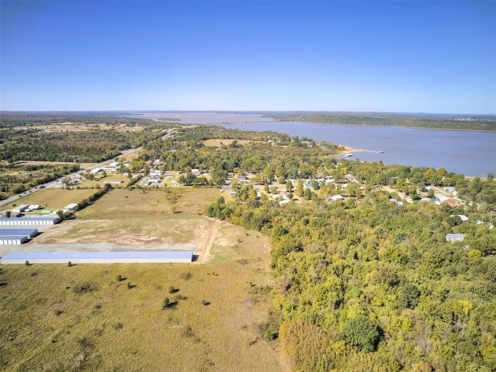 Photo 6 — 3 Hamilton Road, Eufaula, OK 74432