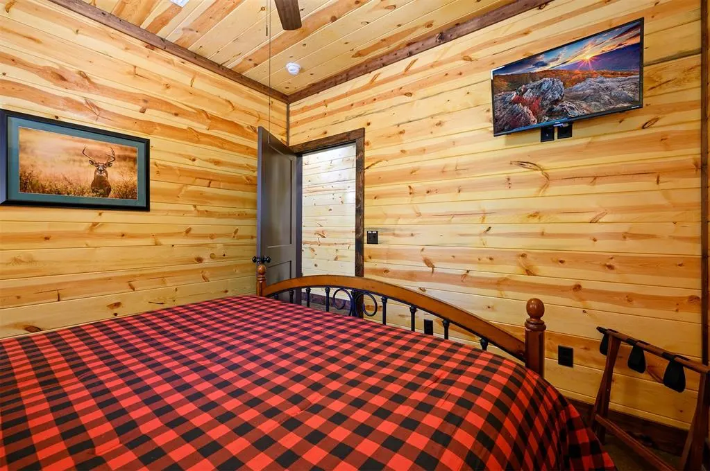 Photo 18 — 252 Apple Ridge Lane, Broken Bow, OK 74728