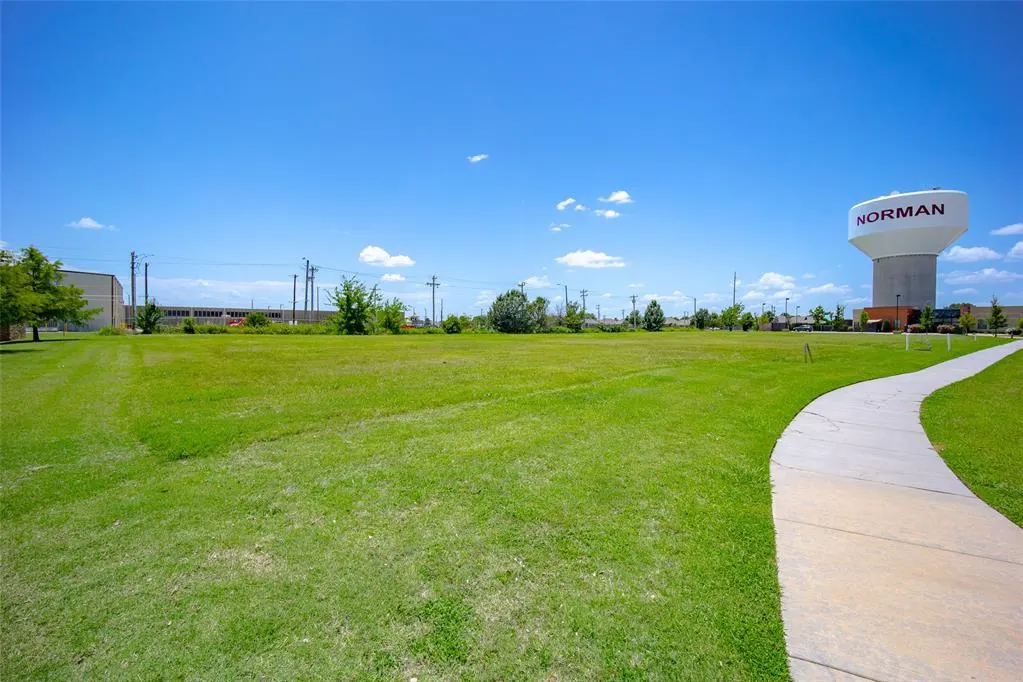 Photo 5 — 3480 Rc Luttrell Drive, Norman, OK 73072