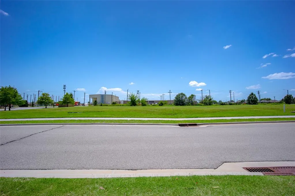 Photo 6 — 3480 Rc Luttrell Drive, Norman, OK 73072