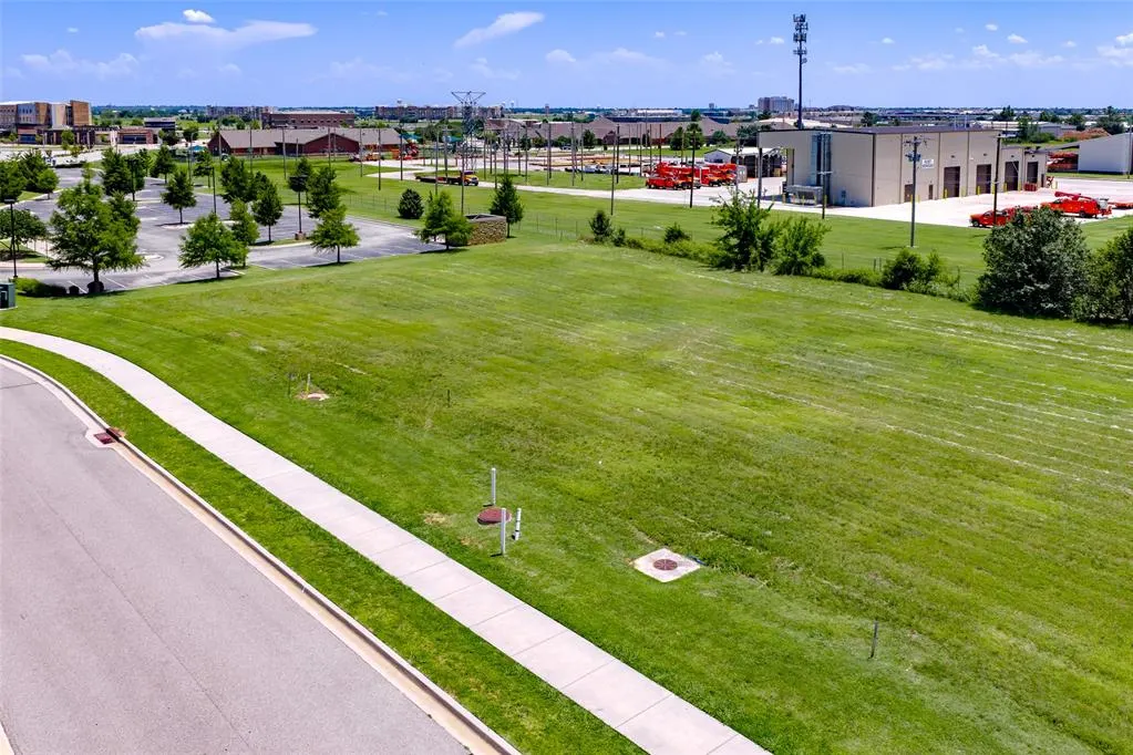 Photo 21 — 3480 Rc Luttrell Drive, Norman, OK 73072