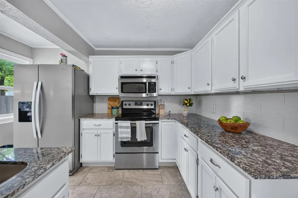 Photo 13 — 2613 NW 30th Street, Oklahoma City, OK 73112