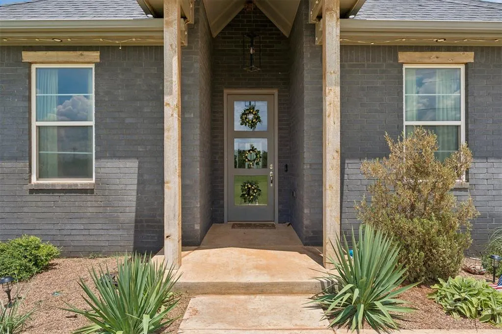 Photo 2 — 11900 W Forrest Hills Road, Guthrie, OK 73044