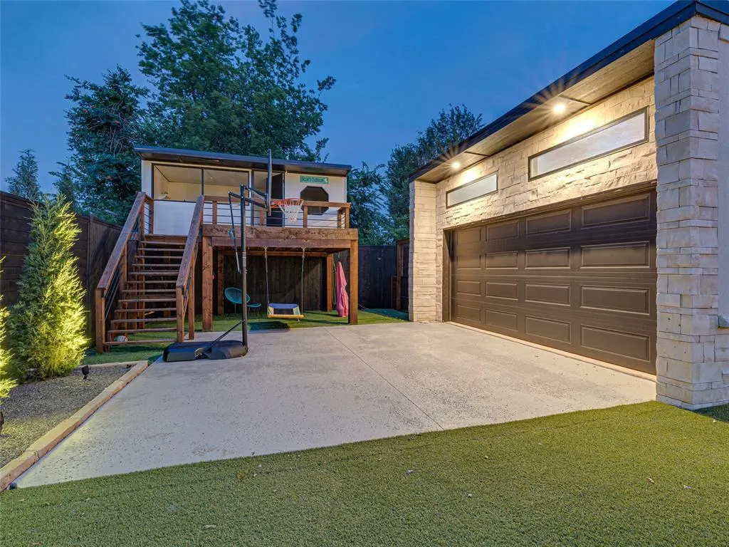 Photo 36 — 2824 Guilford Lane, Oklahoma City, OK 73120