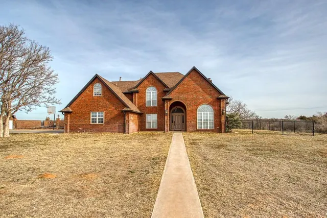 Front exterior — 13788 N 2860 Road, Dover, OK 73734