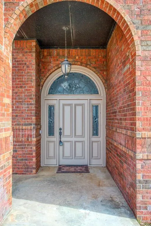 Photo 2 — 13788 N 2860 Road, Dover, OK 73734