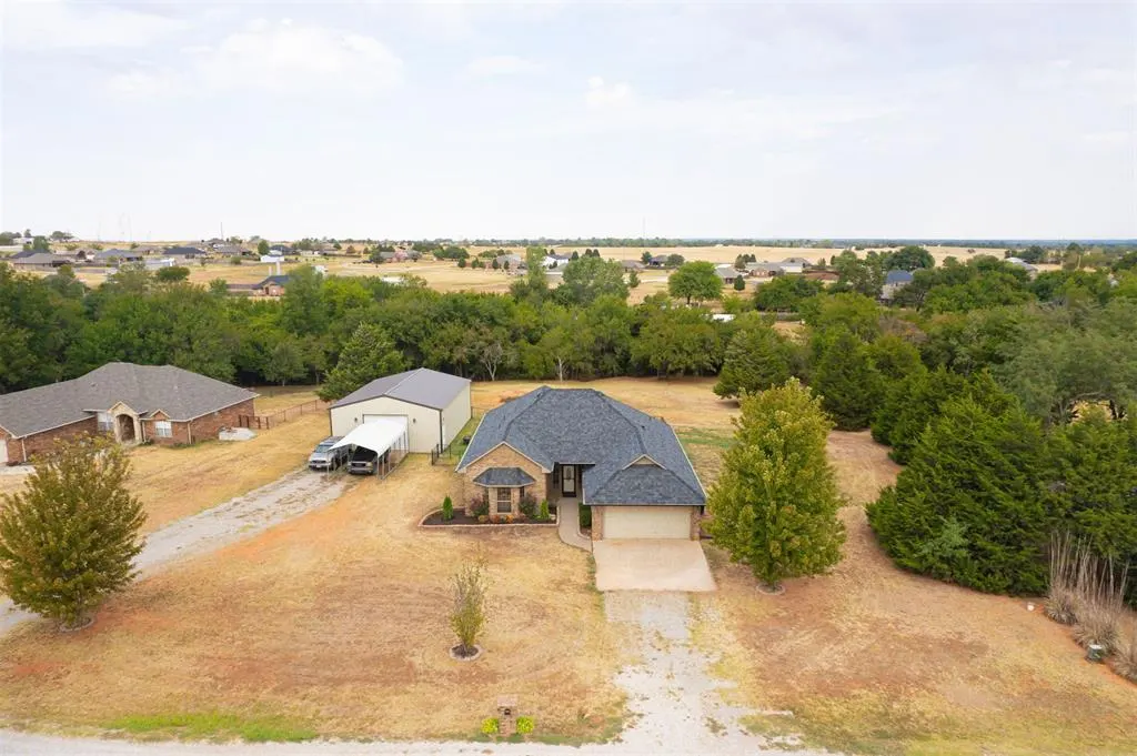 Photo 36 — 1942 County Road 1212, Tuttle, OK 73089