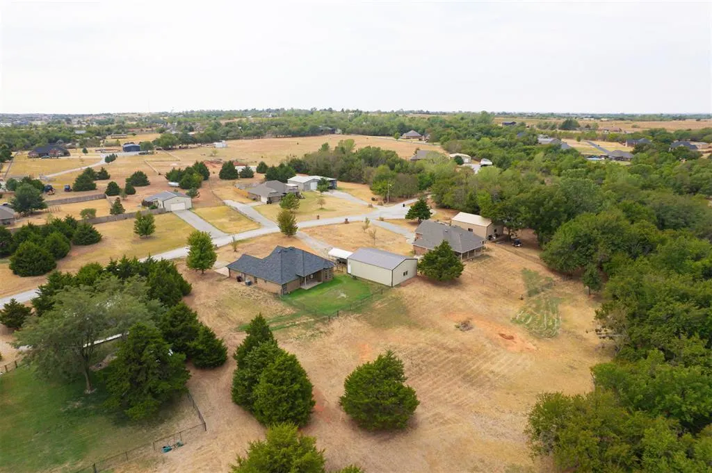 Photo 38 — 1942 County Road 1212, Tuttle, OK 73089