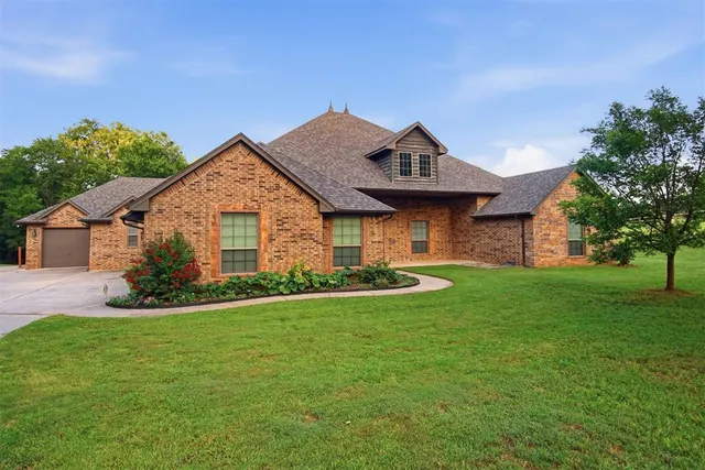 Photo 2 — 7951 NE 96th Avenue, Norman, OK 73026