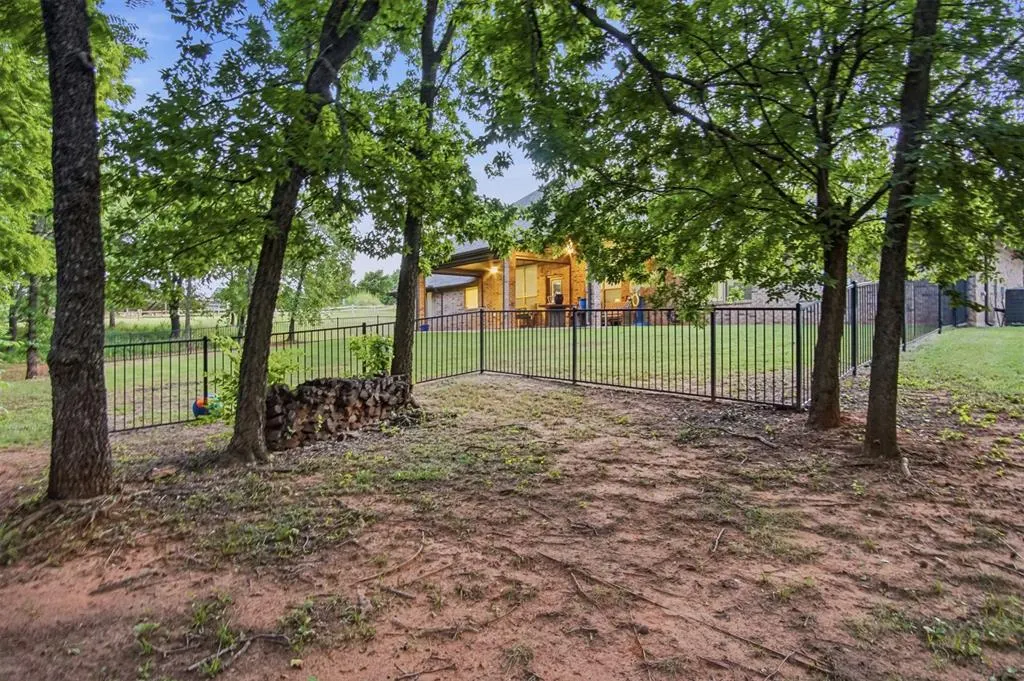 Photo 38 — 7951 NE 96th Avenue, Norman, OK 73026