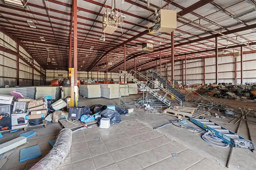 Photo 6 — 709 S Veterans Drive, Altus, OK 73521