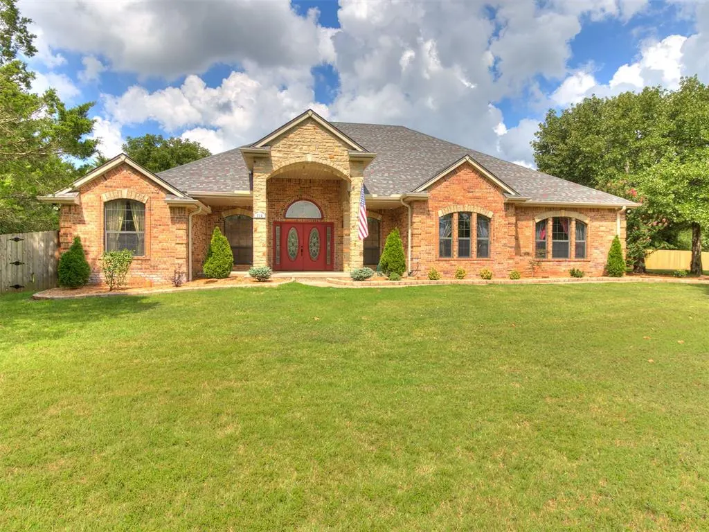Front exterior — 114 Bumgarner Avenue, Norman, OK 73026