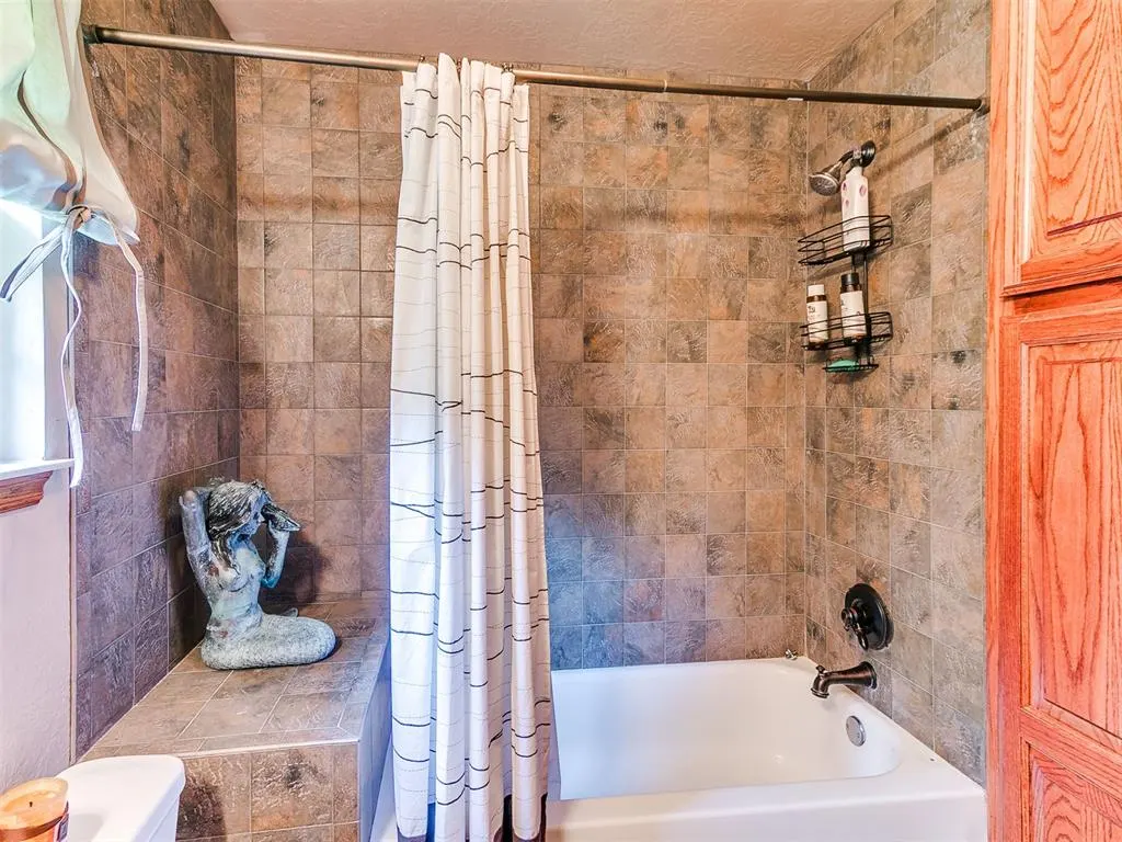 Photo 3 — 114 Bumgarner Avenue, Norman, OK 73026