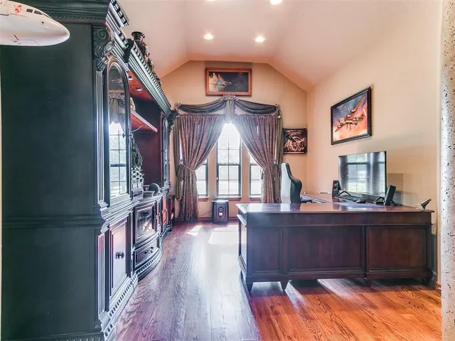 Photo 7 — 114 Bumgarner Avenue, Norman, OK 73026