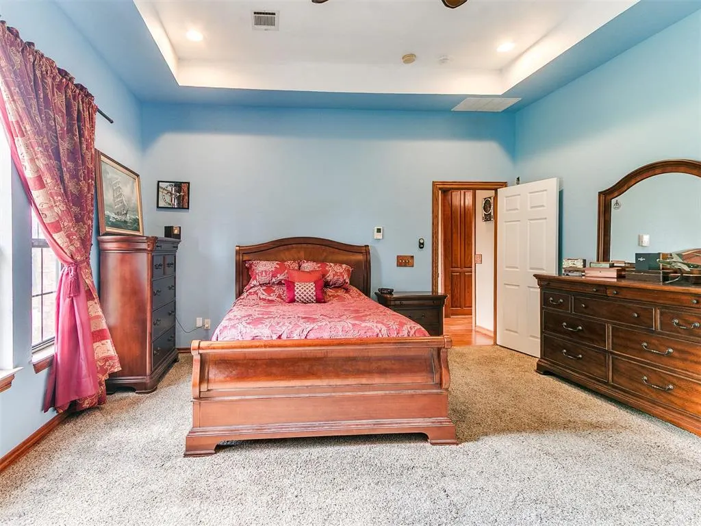 Photo 10 — 114 Bumgarner Avenue, Norman, OK 73026