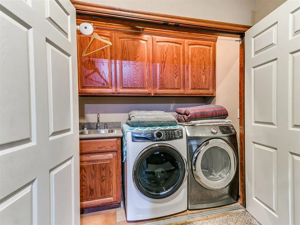 Photo 11 — 114 Bumgarner Avenue, Norman, OK 73026