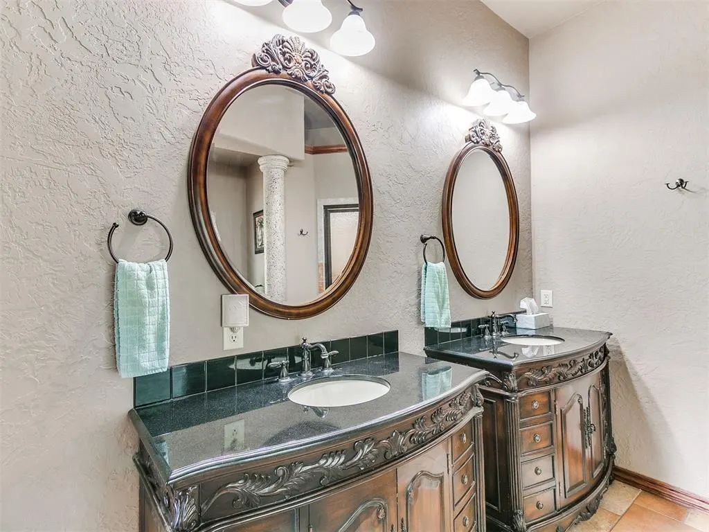 Photo 14 — 114 Bumgarner Avenue, Norman, OK 73026