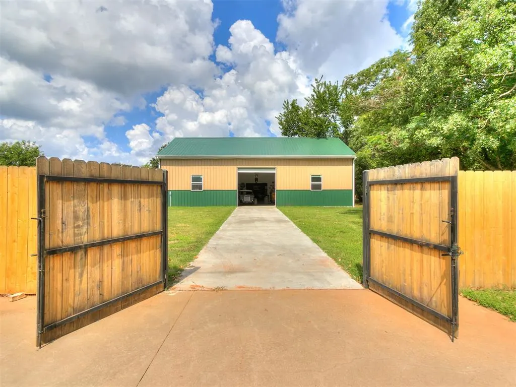 Photo 44 — 114 Bumgarner Avenue, Norman, OK 73026