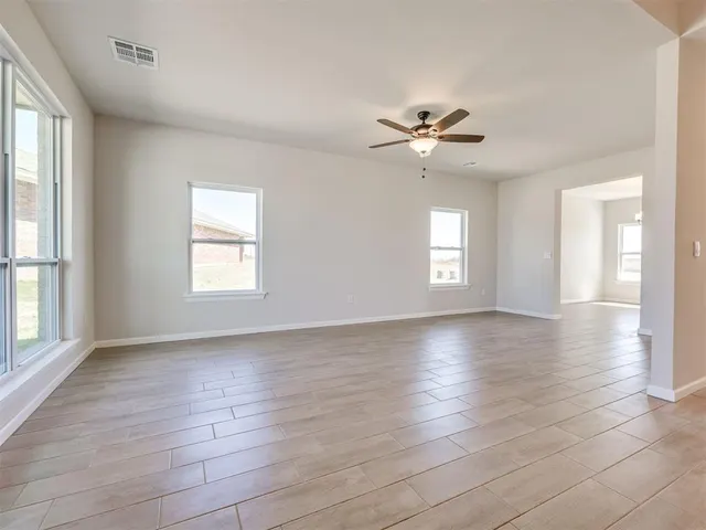 Photo 4 — 4108 Lynford Lane, Norman, OK 73026