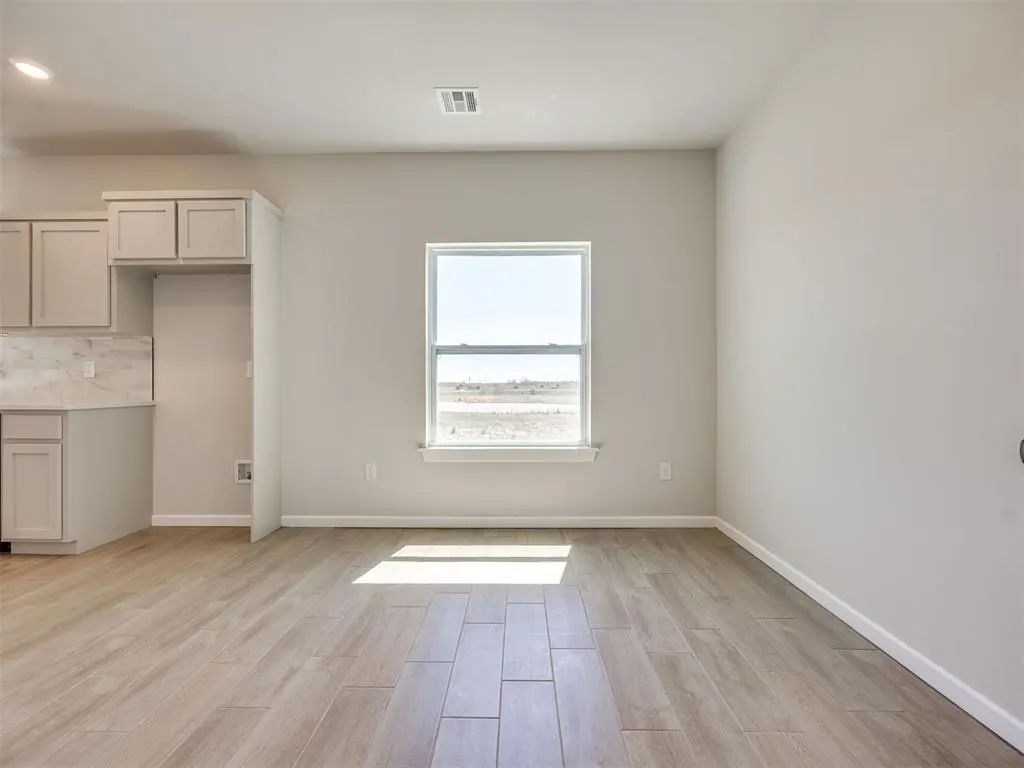 Photo 11 — 4108 Lynford Lane, Norman, OK 73026