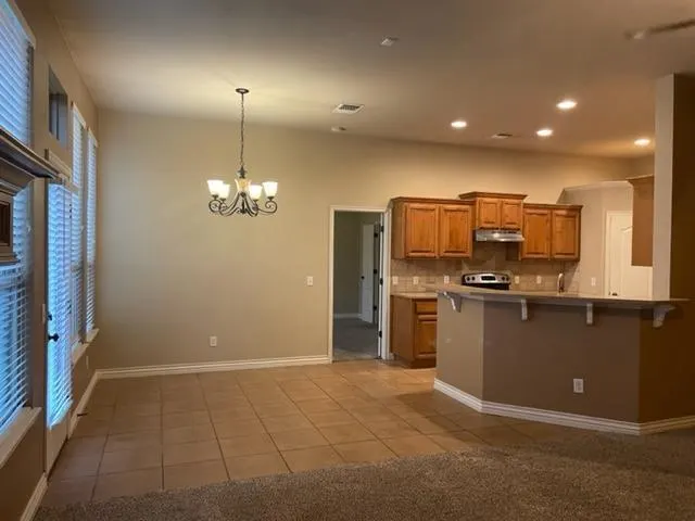 Photo 6 — 401 Durkee Road, Yukon, OK 73099