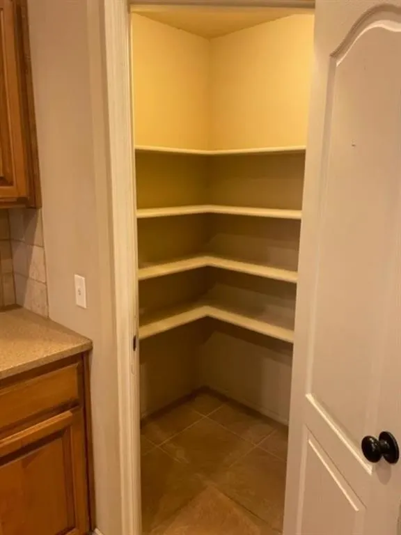 Photo 12 — 401 Durkee Road, Yukon, OK 73099