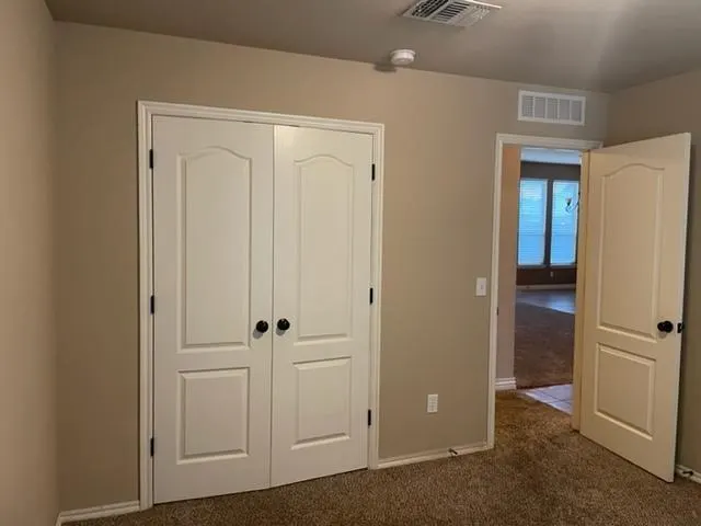 Photo 13 — 401 Durkee Road, Yukon, OK 73099