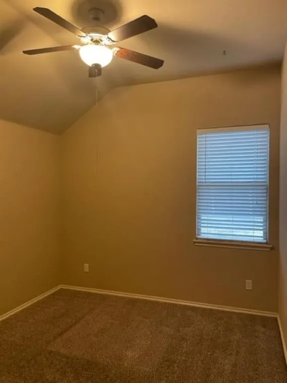 Photo 19 — 401 Durkee Road, Yukon, OK 73099