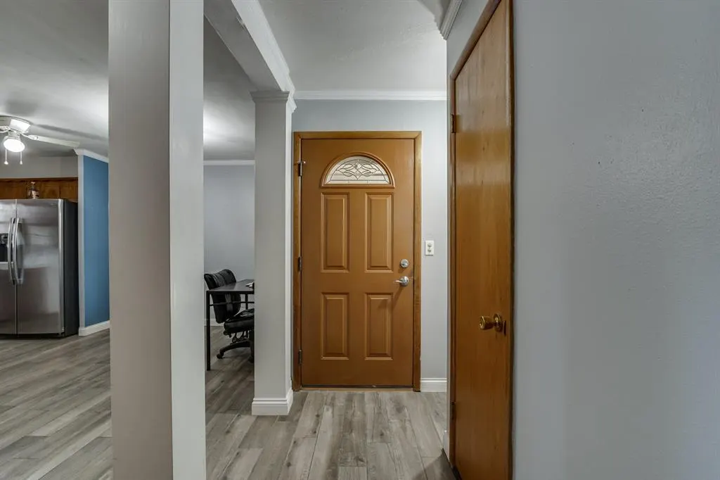 Photo 4 — 1301 Queensboro Place, Yukon, OK 73099