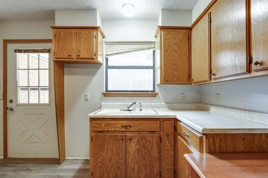 Photo 44 — 1301 Queensboro Place, Yukon, OK 73099