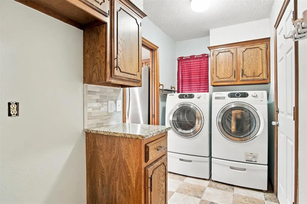 Photo 10 — 2412 Apple Way, Edmond, OK 73013