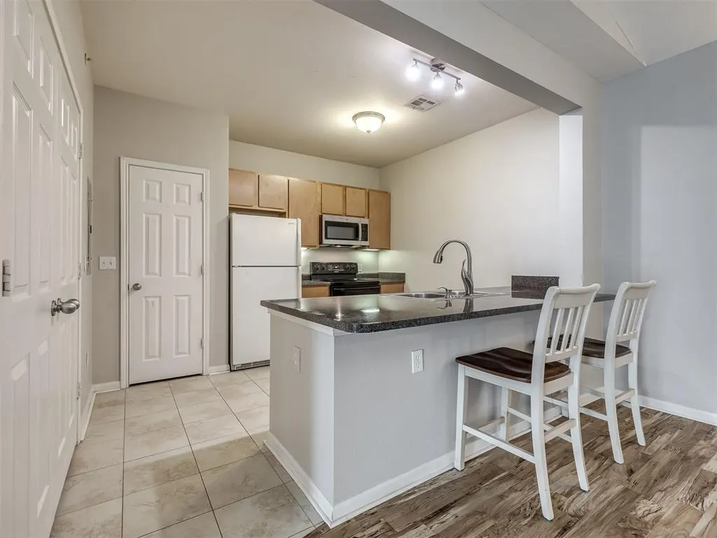 Photo 11 — 2200 Classen Boulevard 14-133, Norman, OK 73071