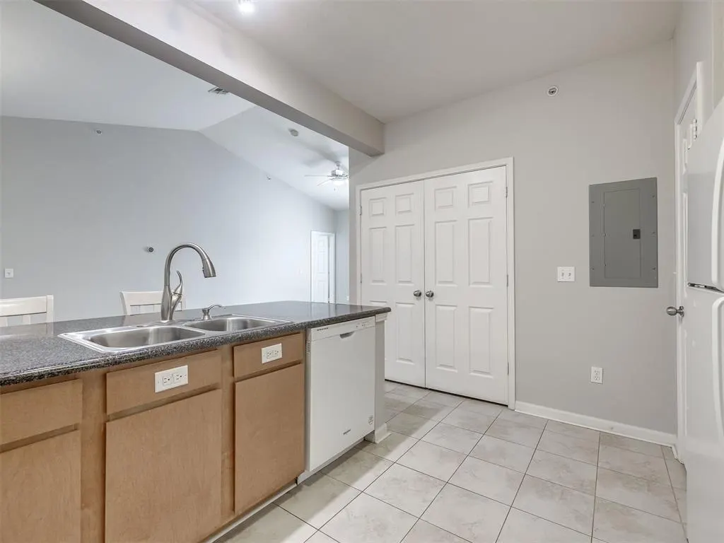 Photo 17 — 2200 Classen Boulevard 14-133, Norman, OK 73071