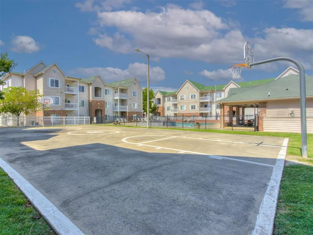 Photo 45 — 2200 Classen Boulevard 14-133, Norman, OK 73071