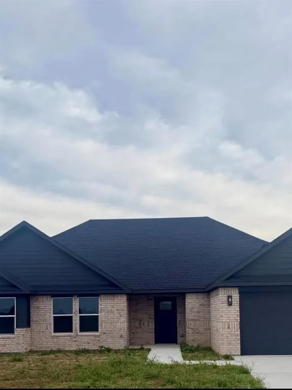 Front exterior — 514 Brentain Lane, Madill, OK 73446