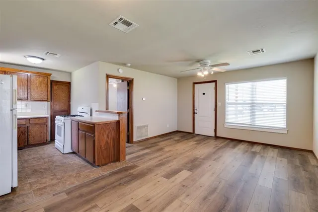 Photo 8 — 5821 NW 29th Street, Oklahoma City, OK 73127