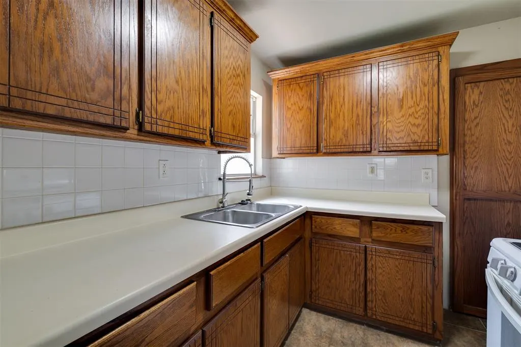 Photo 12 — 5821 NW 29th Street, Oklahoma City, OK 73127