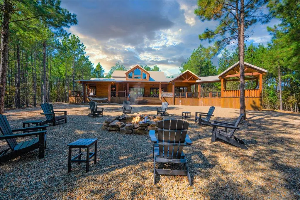 Photo 2 — 294 Iti Hina Trail, Broken Bow, OK 74728