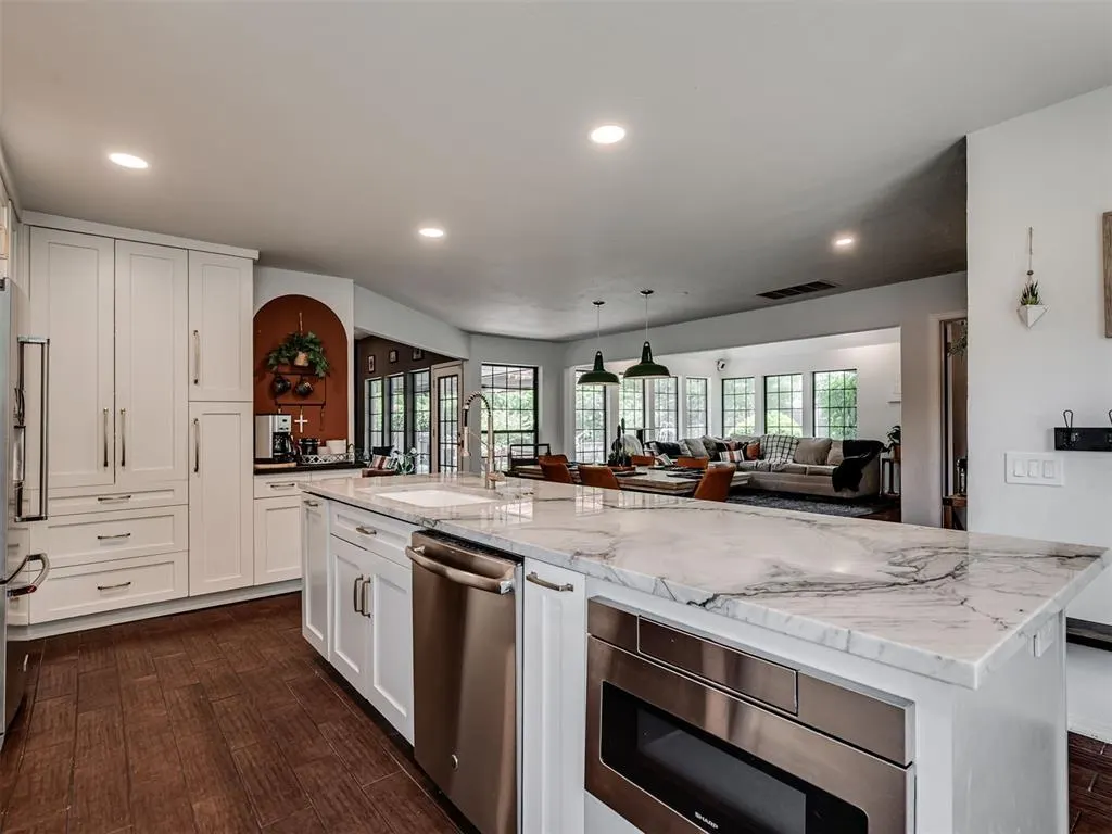 Photo 8 — 800 Rock Hollow Road, Edmond, OK 73034