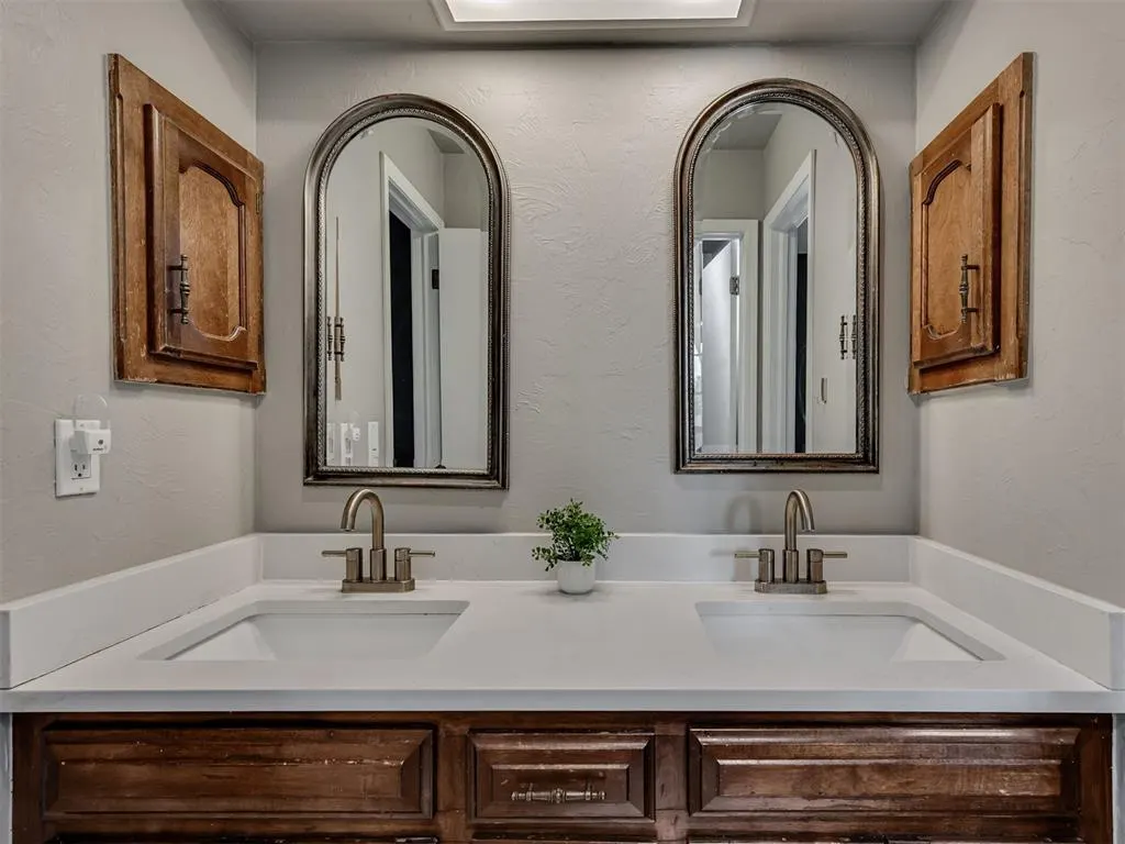 Photo 22 — 800 Rock Hollow Road, Edmond, OK 73034