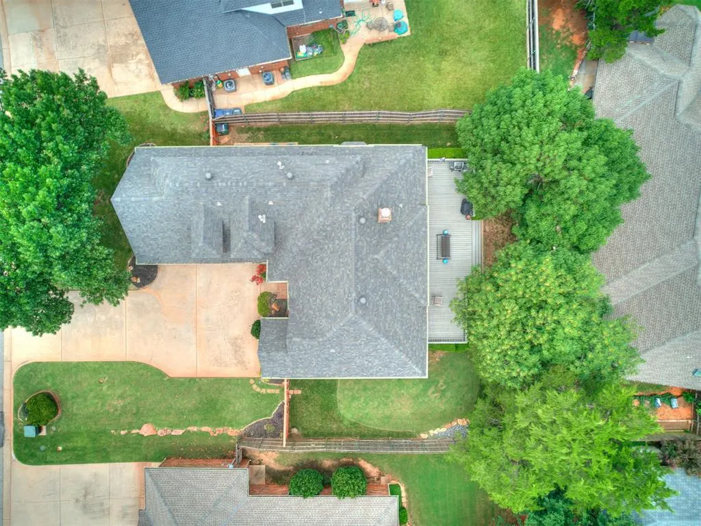 Photo 7 — 13520 Red Cedar Drive, Oklahoma City, OK 73131