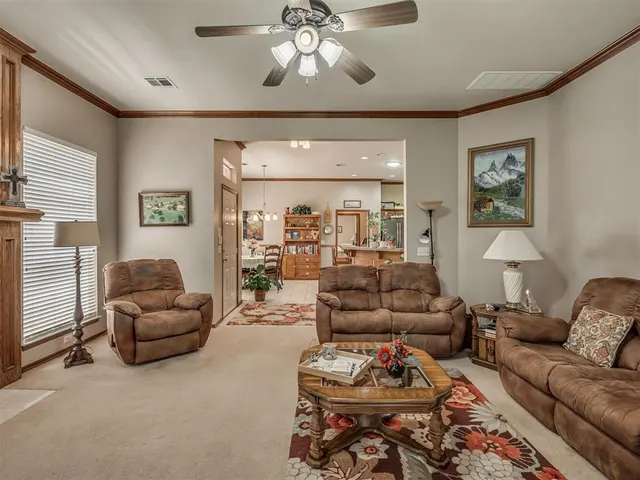 Photo 6 — 509 S Santa Fe Avenue 152, Edmond, OK 73003