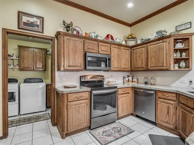 Photo 8 — 509 S Santa Fe Avenue 152, Edmond, OK 73003
