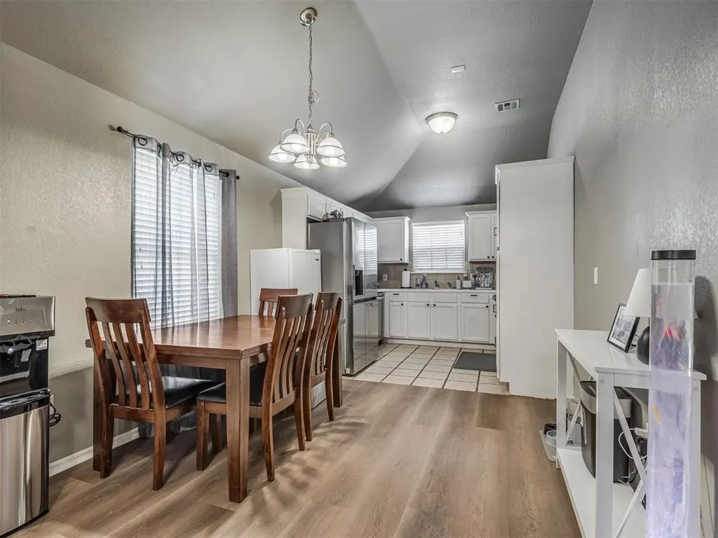 Photo 18 — 500 SW 38th Terrace, Oklahoma City, OK 73160