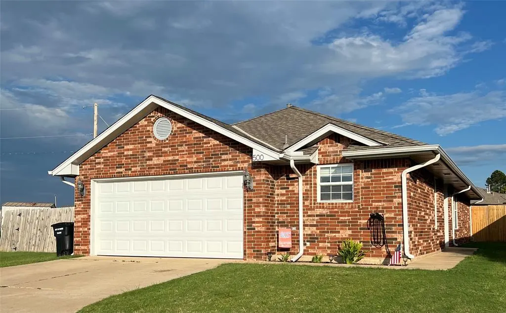 Front exterior — 500 SW 38th Terrace, Oklahoma City, OK 73160